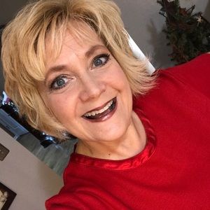 Meet your Posher, Sylvia